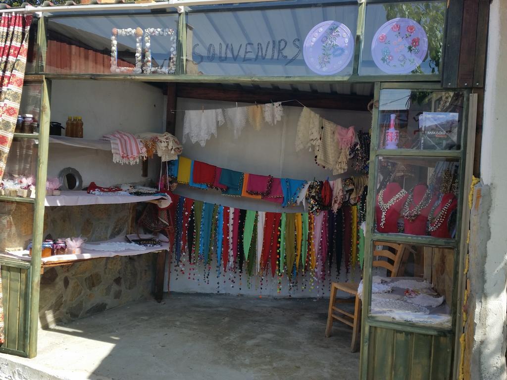 Selenes Pansiyon Kapikiri Exterior photo