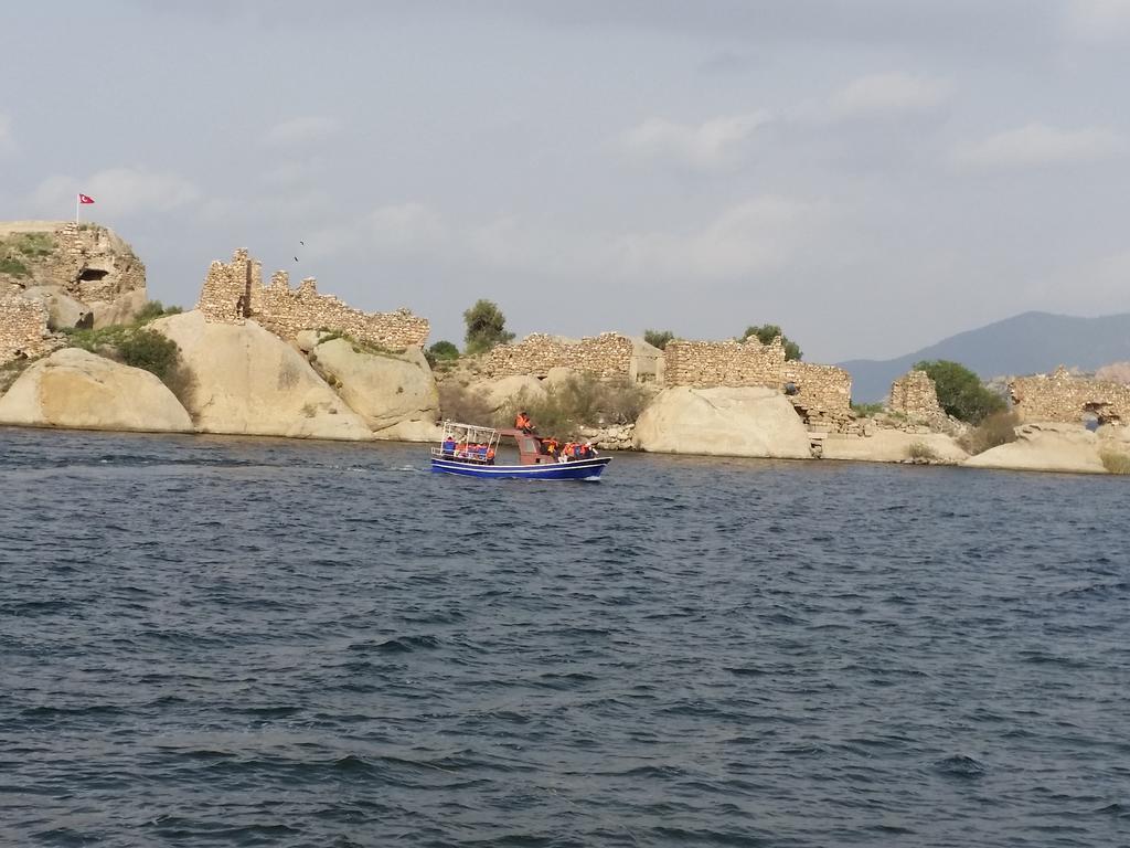 Selenes Pansiyon Kapikiri Exterior photo